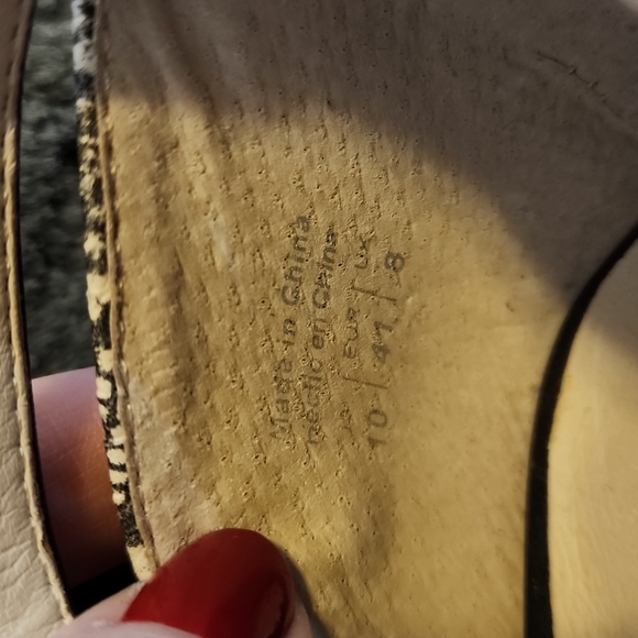 High heels - Picture 4 of 4